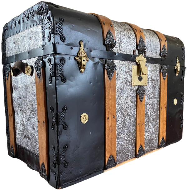 Astor Steamer Trunk - Image 2